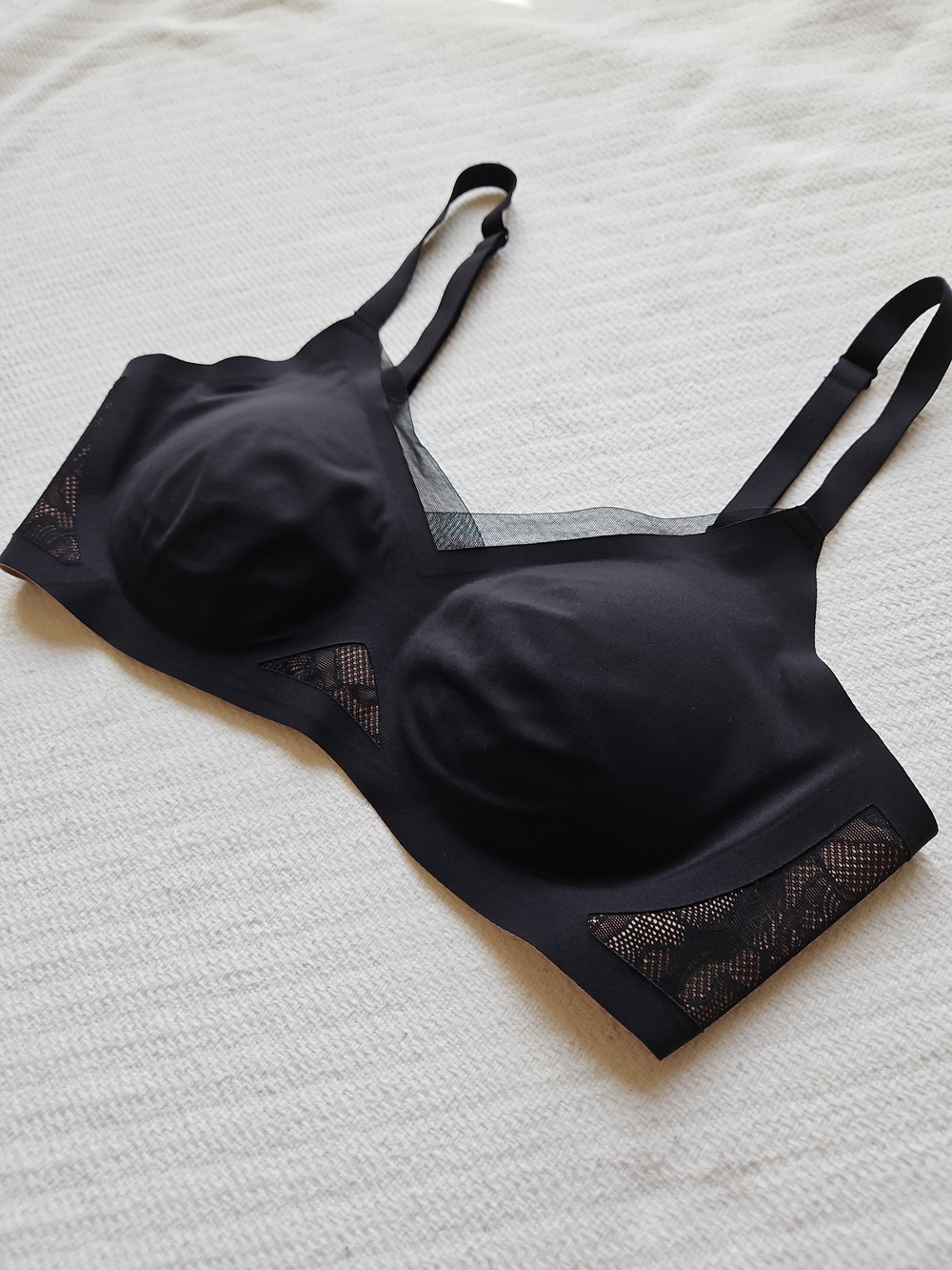 Honeylove Black Seamless Lace-Trim Wireless Bra